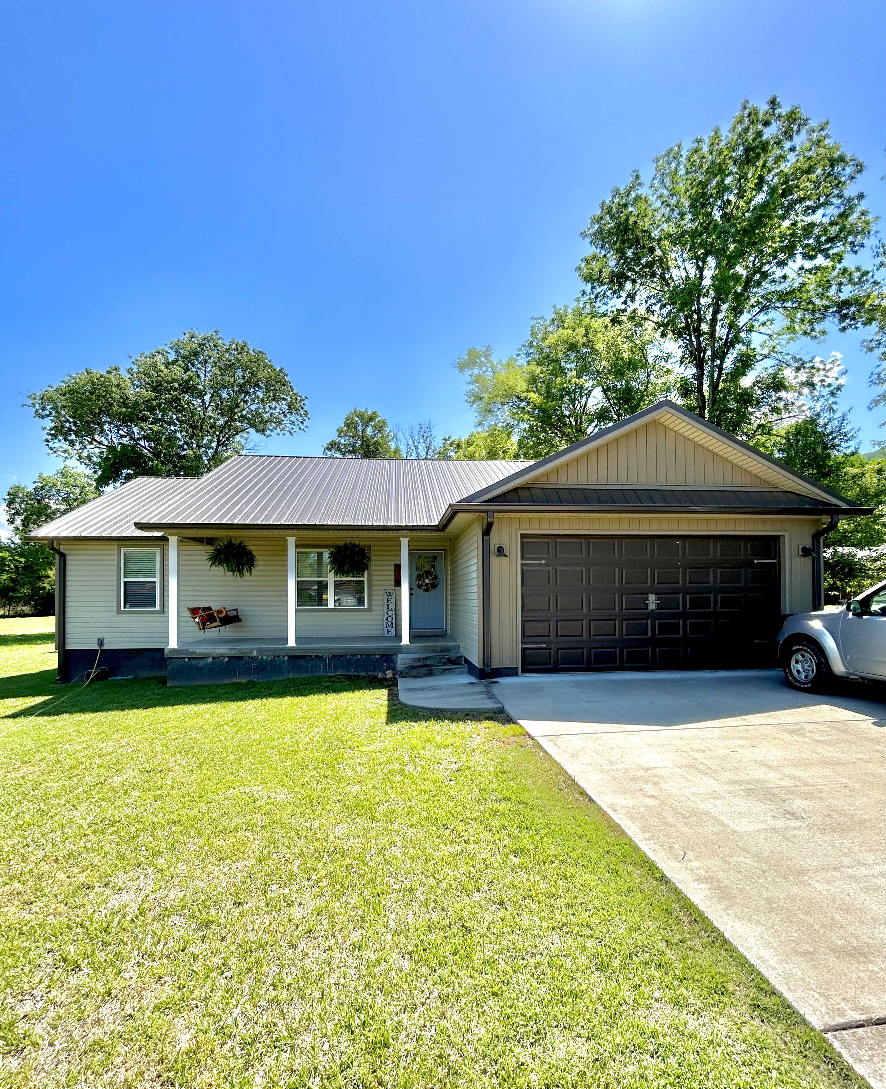 House Washing in Dunlap, TN (1)
