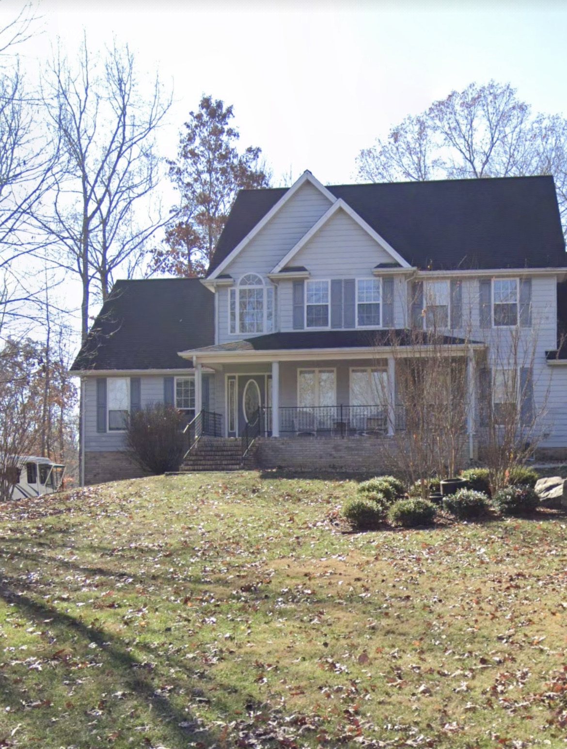 Prestigious House and Back Porch Wash in Dunlap, TN