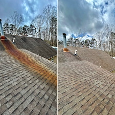Roof-Wash-on-Lewis-Chapel-Dunlap-TN 1