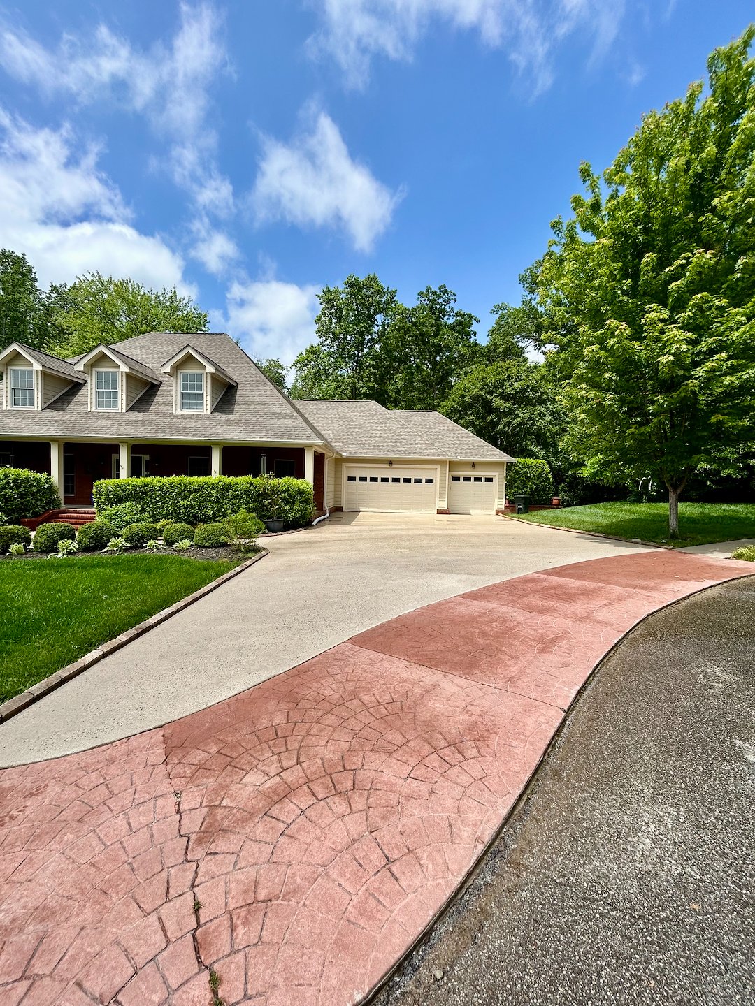 Spotless Driveway washing in Soddy-daisy, TN